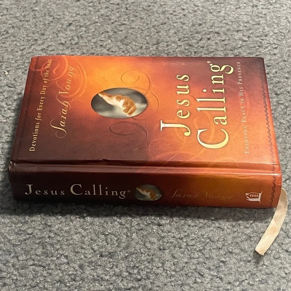 Jesus Calling Book and Desk Daily Devotional Calendar by Sarah Young
